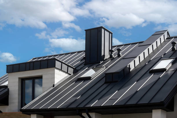 Best Roof Moss and Algae Removal  in Mount Holly, NC